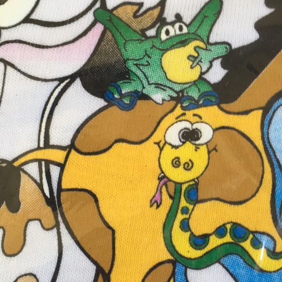 TAJ CLUBHOUSE T-Shirt - Picture 3 of 3